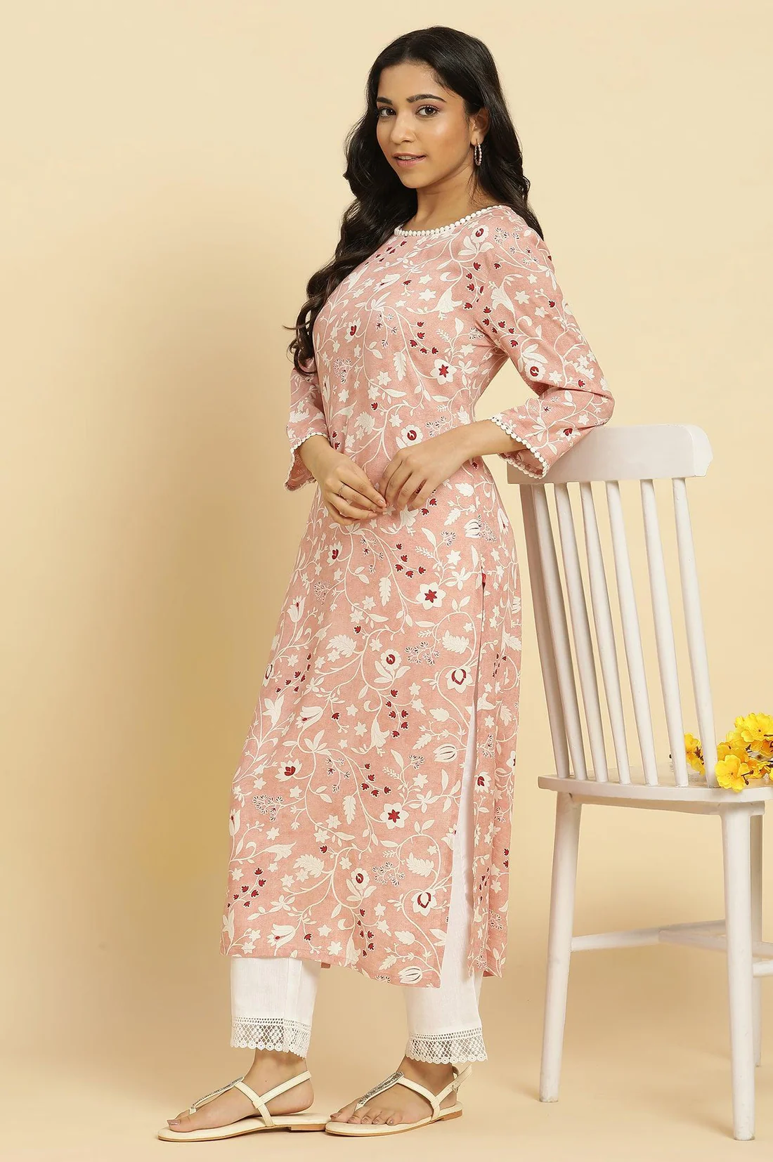 Pink Straight Kurta in White Floral Print